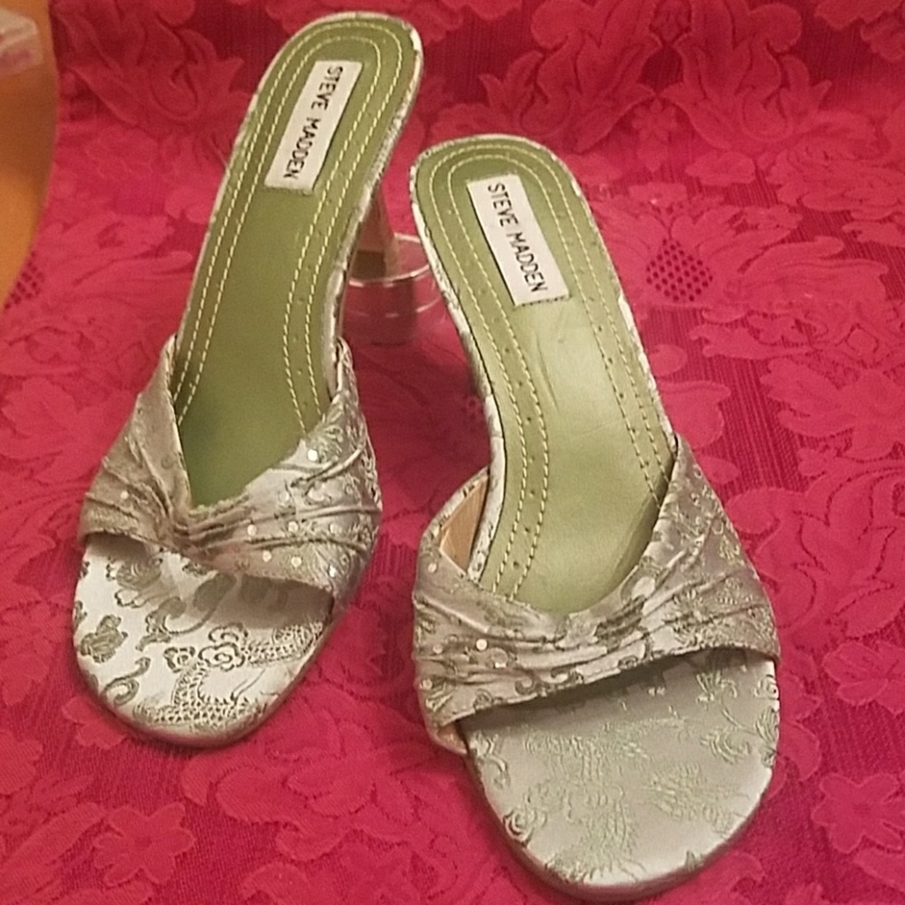 Green Steve Madden Shoes W/ PURSE
